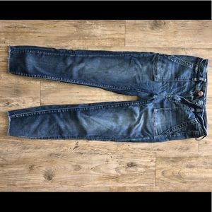 AE High Waisted Crop
